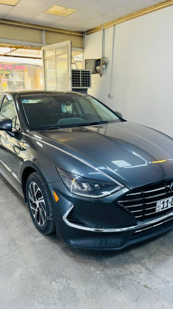 هونداي سوناتا ٢٠٢٢ وارد أمريكي هايبرد ضربتها خشم البنيد فقط ماشية ٧٩ السعر 170   رقم الهاتف ***********
