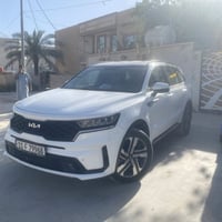 سورنتو موديل 2023 خليجي كفالة ماعدا شبر بالبجم الامامي  رقم بغداد 6 سل...