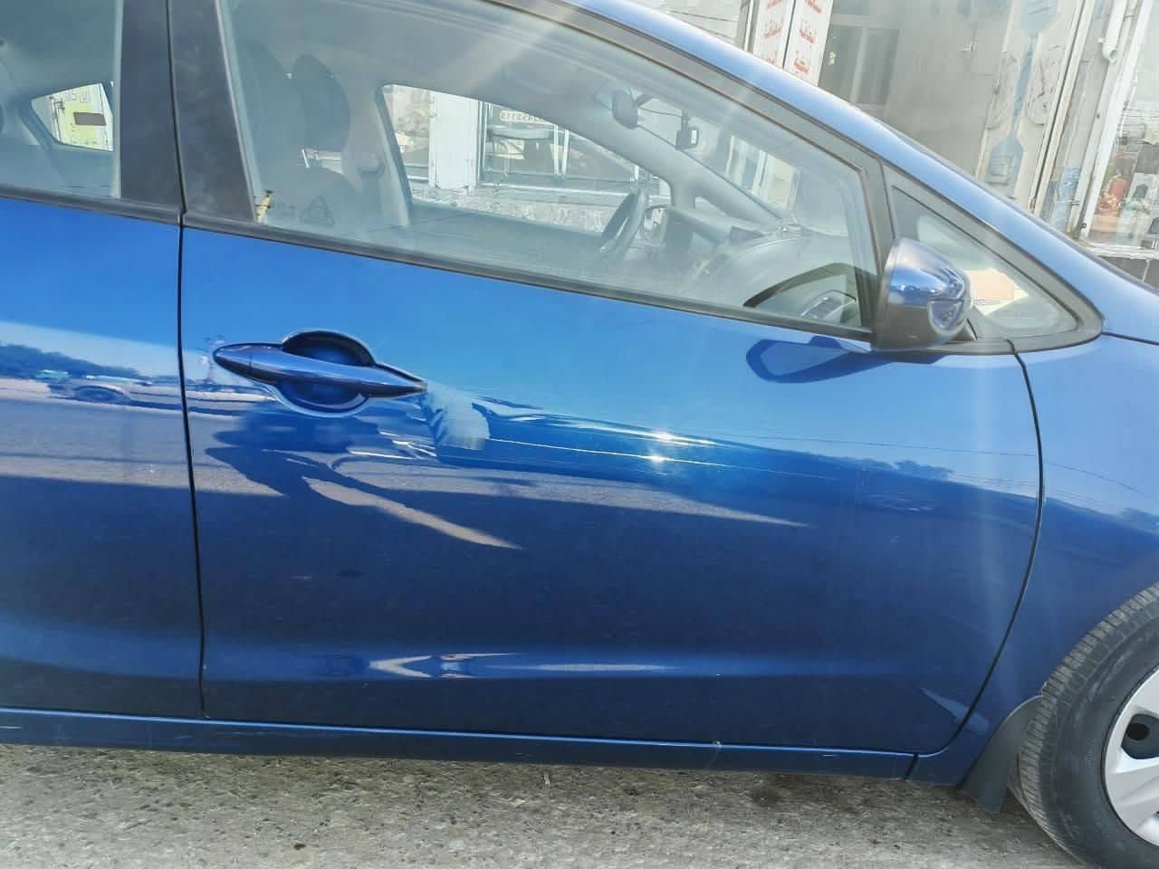 السلام عليكم مكلف باالنشر للبيع: كيا فورتي 2018 - بحالة ممتازة ومواصفات مميزة
​المواصفات العامة:
​المحرك: 2000cc، بحالة الوكالة (وضع الشركة)، لم يتم تبديل مياه الرديتر نهائياً.
​العداد: 115,000 ميل فقط.
​الملكية: السيارة باسمي.
​المميزات التقنية:
​تحكم ستيرن كامل.
​شاشة وكاميرا خلفية بلادية (حجم صغير).
​الحالة الفنية والبدنية:
​الحوادث: حادث بسيط في "قبق الجنطة" مع صبغ "الكصة".
​الهيكل: يوجد "بارد" في الجاملغ الأيمن، وصبغ في "الدوسة" جهة السائق.
​ملاحظات إضافية: وجود "جراد" خفيف في البنيد والقمارة والجنطة.
​ملاحظة: السيارة بدون إيرباك.
​السعر:
​10,000 دولار (100 ورقة)، مع مجال بسيط في السعر للجادين.
​للاستفسار أو المعاينة، يرجى التواصل عبر الرسائل أو الاتصال على رقم ***********.

