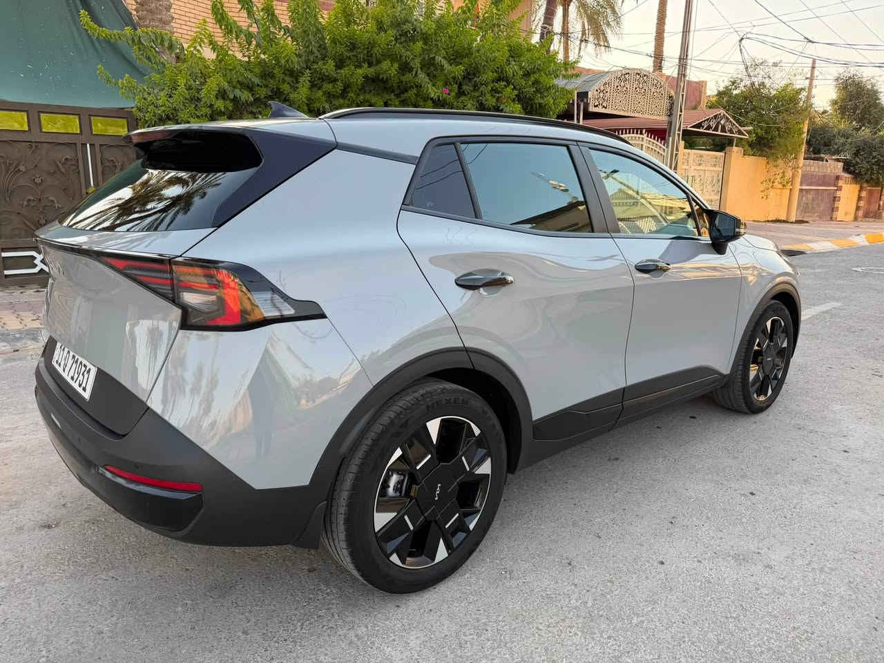 كيا سبورتج  2026
الشكل الجديد – نص مواصفات بنوراما 
المواصفات العامة:
🚗 الموديل: 2026
🔧 المحرك: 2.0 لتر بنزين
📉 العداد: 10.000
📍 اللوحات: بغداد باسمي 
🛡️ ضمان شركه نيم :5 سنوات أو 100,000 كم 
أبرز المواصفات:
• تشغيل بالبصمة
• شاشة أصلية تدعم Apple CarPlay
• عداد سرعة ديجيتال
• مقاعد مخمل أسود يدوية
• 2 إيرباك
• مصابيح أمامية LED زينون
• إضاءة خلفية LED
• رادار جانبي لتعزيز السلامة
• عجلات رياضية 17 إنش
• مرايا كهربائية مع إشارات
• حساسات أمامية وخلفية
• كاميرا خلفية
• تبريد شاشة منفصل
• تحكم كامل من الستيرن
• سايد بريك كهربائي
• أوتو هولد
* السعر  245$
📞  ***********
📍ديالى _ المقدادية
