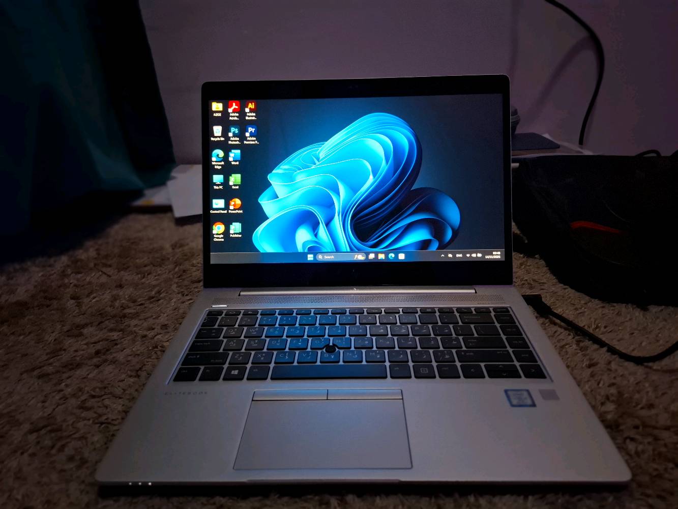 السلام عليكم 
لابتوبHP  الشكل الحديث ويندوز 11 pro 
للبيع 
المواصفات بالصور 
cori7 الجيل الثامن 
رام 16GB 
64 bit 
السعر 450 الف وبيها مجال 
رقمي للاتصال والاستفسار *********** 
مكاني ميسان