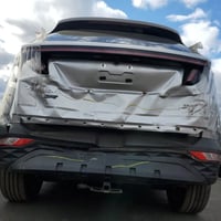 توسان مديل 24 لون سلفر فول عده الفتحه حادثه قبق جنطه مبدل مواصفات  تشغ...