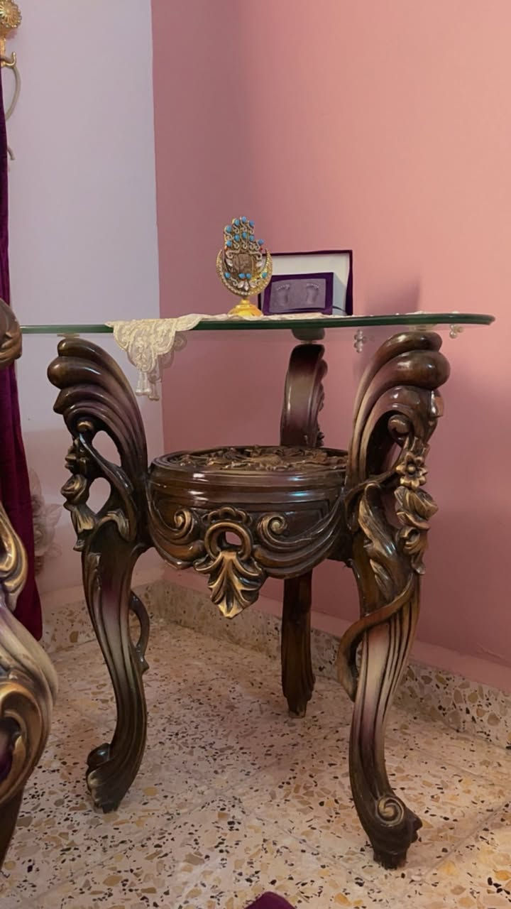 اثاث صاله كامل للبيع
تخم 
طبلات
بوفيه(معرض)
زوليه 
بردات 
ثريات


**إذا كنت صاحب هذا الإعلان وتريد حذفه لأي سبب، رجاءا أرسل رسالة إلى الدعم الفني**