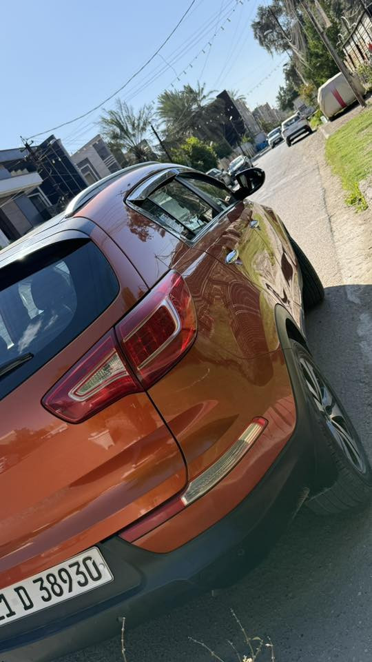 السلام عليكم
تحيه طيبه🌹
سبورتج 12 فول مواصفات
سعر $139
بنوراما
حساس خلفي
مري شفط
كرسي كهرباء للسائق
شاشه +كامره
كشنات جلد بلادي
مكفول من المحرك والكير
بيها باب السايق مصبوغ وبالجديد هم نفس الباب بيها طعجة موضح بالصوره وبيها ملاحظات بسيطه
•..
الاستفسار ***********
