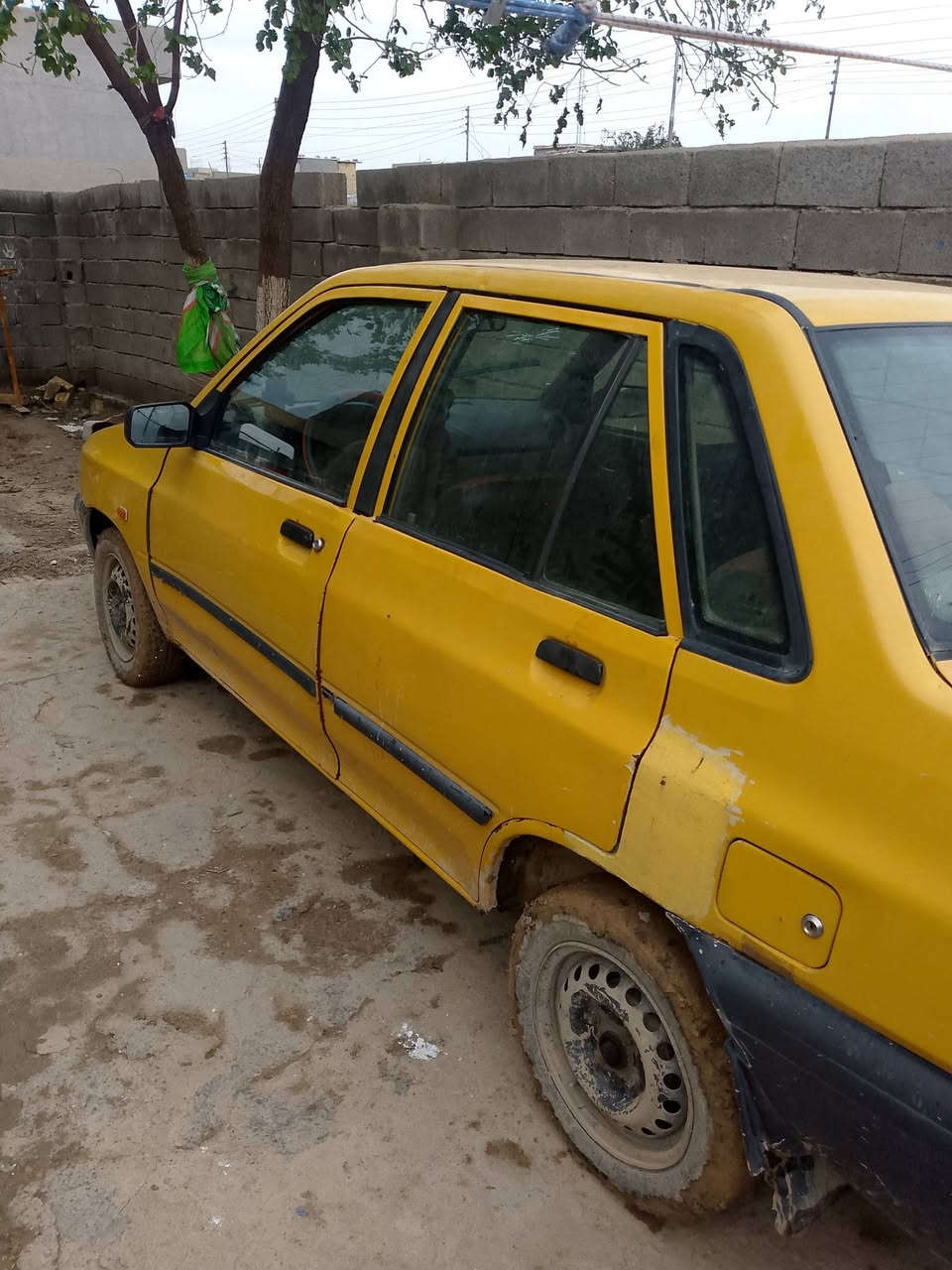 سايبه موديل 2015 سياره جاهزه راعيه ماندله السنويه عضم عاج سياره نكره بغداد قريب على بسمايه ناحيه الوحدة الخالصه قرب مركز شرطة الوحده 12 ورقه *********** لاستفسار اتصل
