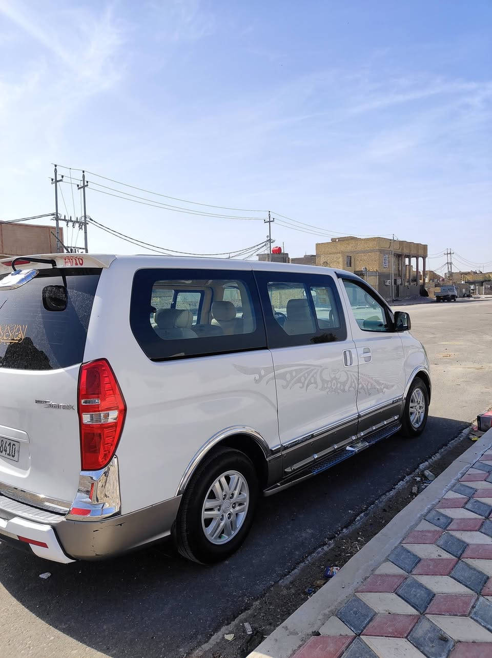 سيارة للبيع موديل 18 مسكر بلادي فول مواصفات مكينة لا بخار ولا تنقيص مصفرة هيه وضريبة  تحويل ثاني يوم مكفولة ما عدة شبر صبغ يم البك لايت الورة رقم بابل انكليزي 
***********
