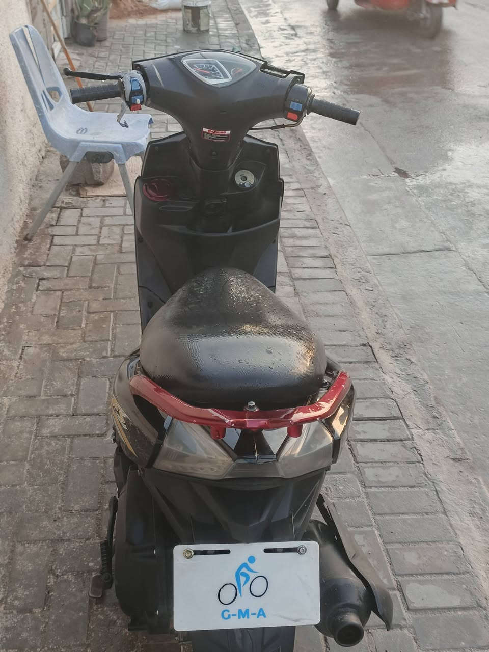 السلام عليكم ماكس اف اس للبيع
دراجة نضيفة ومكينة ناعمه حلوة مابيها نواقص كفرات نضاف كهربائيات كلها شغاله نكرة سلف 
مكاني بغداد العبيدي 
السعر 450 وبيه مجال 
***********
