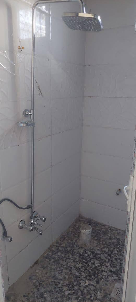 🔴مستأجرة بمبلغ ٢٥٠ الف دينار شهرياً
مشتمل للبيع بالفلوجة حي الجولان الثانية قرب اسواق البركة طابو زراعي تحويل

مساحة ١٠٠ م٢

 بناء بلوك ٢٠٢٥ 

شارع : ٨م

غرفة نوم وصالة واستقبال ومطبخ وصحيات وحمام

🟢سعر البيع ٣٧  مليون دينار مع المجال 

للاستفسار  الاتصال

‏‭٠٧٥٠ ٦١٤ ٦١٩٠‬

‏‭+٩٦٤ ٧٨٢ ٩١٧ ٤٧٠٨‬
