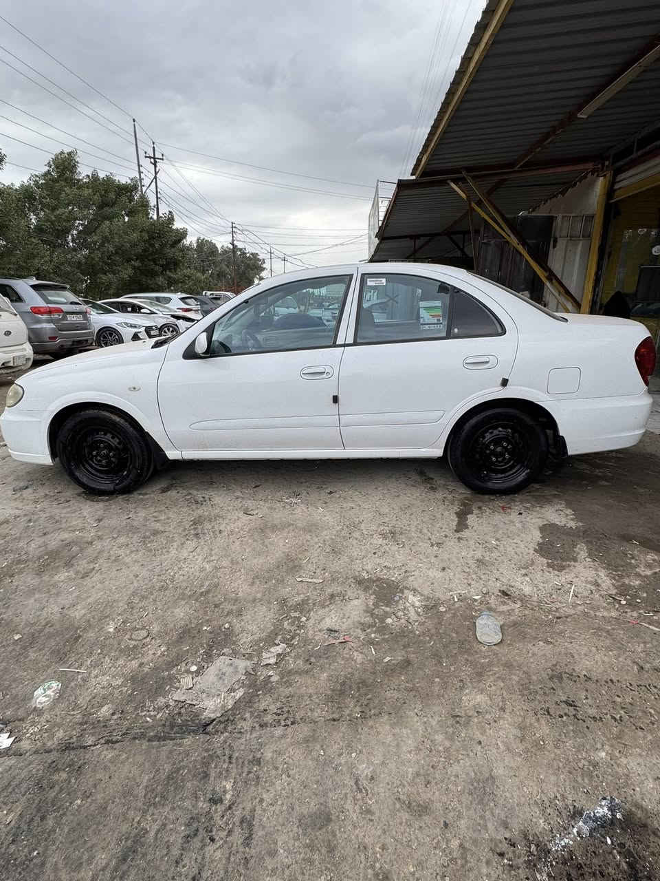 السلام عليكم نيسان سني كفالة عامه سيارة ب اسمي تحويل ثاني يوم ماشية 147 جاهزة من كلشي تخم تاير صدر كير مكنية تبريد ثلج عدا بارد بسيط في البنيد فقط كفاله الباقي حتى الدعاميات جاهزة من كلشي 

السعر 120 وبيها مجال بسيط 
العنوان بغداد البياع 
***********
***********
