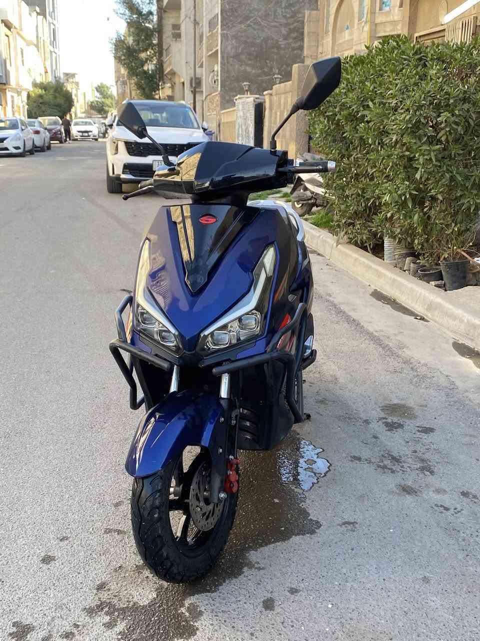 دراجه جارجر نيلي 
مديل2025
مواصفاتها
درع
مانع انزلاق
سيرفس عطل بالشاشه
بلوتوث
شاحن تايب سي
تحكمات 
6 بطارايات
بگ 
نضام R 
جنطة جبيره
نضافة 98‎%‎
الدراجه خير من الله نضيفه 
السعر 1,200
مليون ومأتان الف
 بغداد ***********
