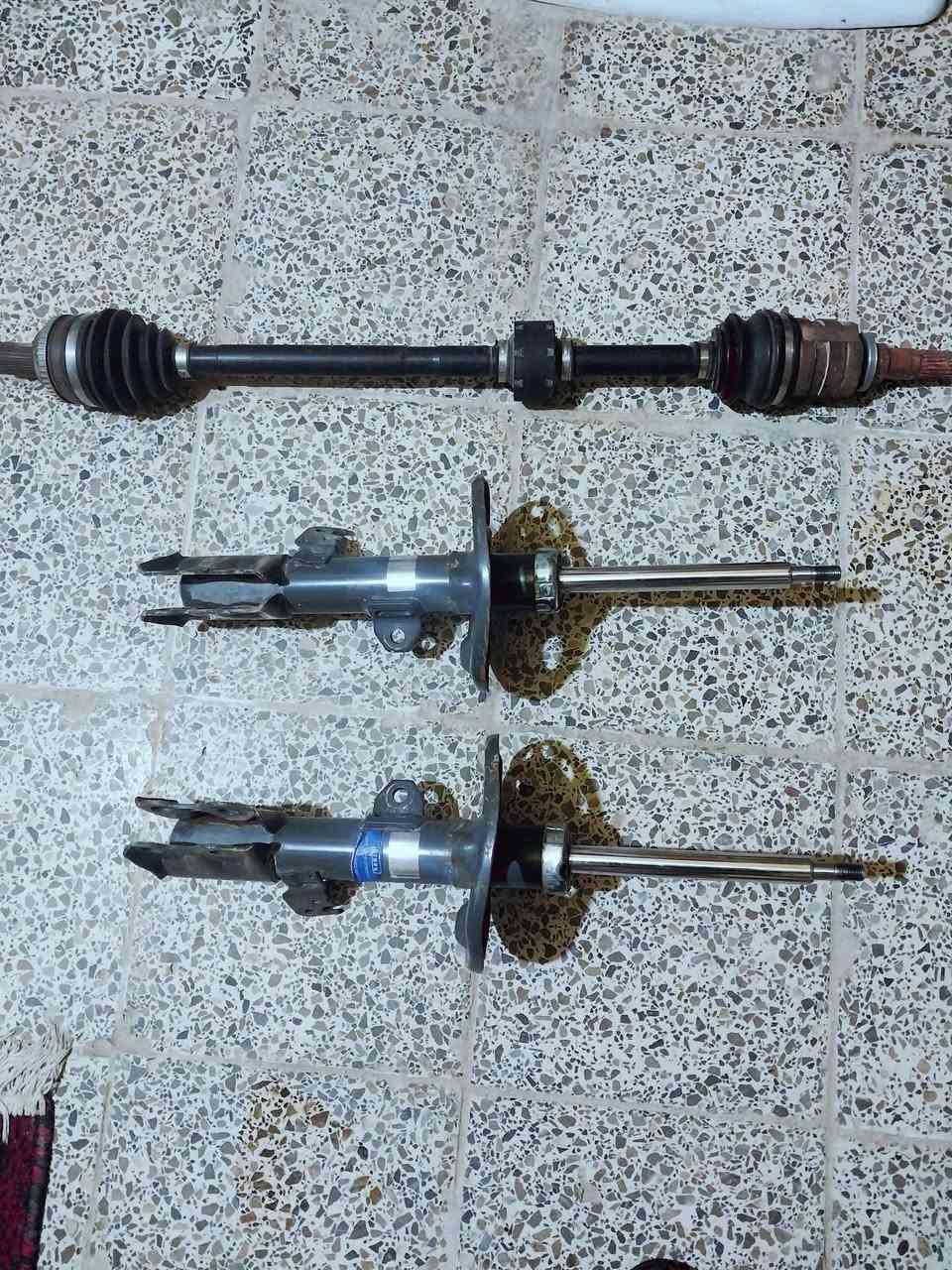 سلام عليكم ورحمة ادرام شفت الطويل ++دبلات أمامي صيني باب أول للبيع ديالى بعقوبه ***********
