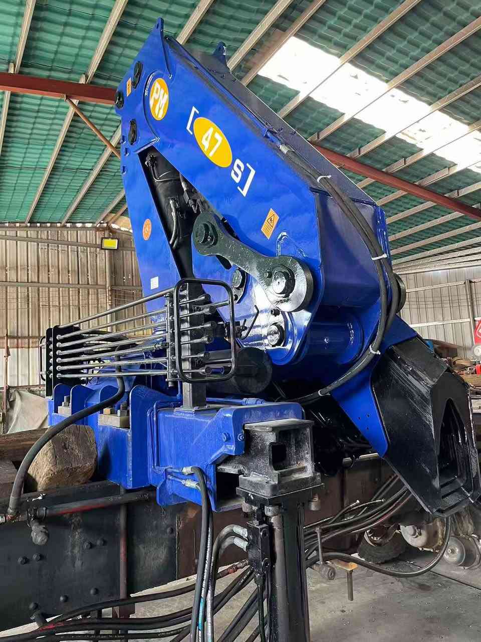 PM 47 new Crane Six-section hydraulic telescopic, new machine accessories


**إذا كنت صاحب هذا الإعلان وتريد حذفه لأي سبب، رجاءا أرسل رسالة إلى الدعم الفني**