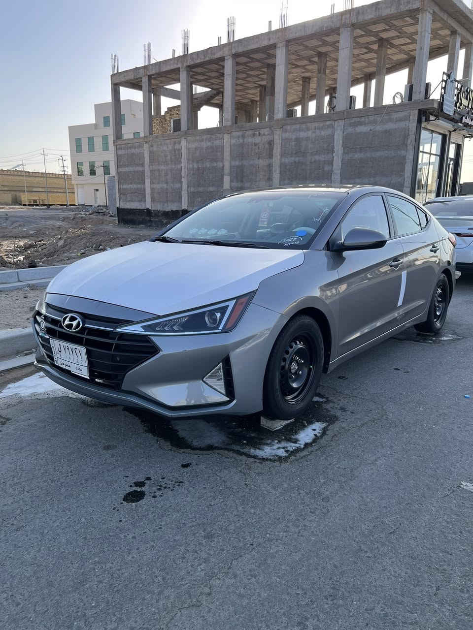 السلام عليكم انتره مديل 20 سياره وارد امريكي حادث امريكا دعاميه وبنيد راجع نفسه وبل عراق بيه صبغ ٣ قطع جاملق امامي وباب سياره بدون دواخل كله ليبل واحد سياره مكينه 2000دوش كير اي تي مكينه كير حداديه تبريد كله جاهز سياره حره رقم بغداد مكاني بصره تنومه شراي يتصل *********** سعر 112
