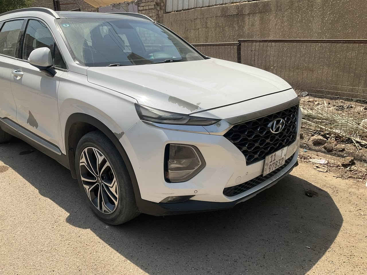 السلام عليكم

سنتافي 2019  رقم بغداد باسمي

 وارد خليجي  4 سلندر بدون حادث

كفالة عامة كير ومحرك عدى التكشير بالصبغ موضح بالصور

بصمه بانوراما
وشاشة وكاميرا واشارات بالمري وتحكم بالدكم بالاستيرن
السعر 168 
عنواني بغداد الزعفرانية ***********
