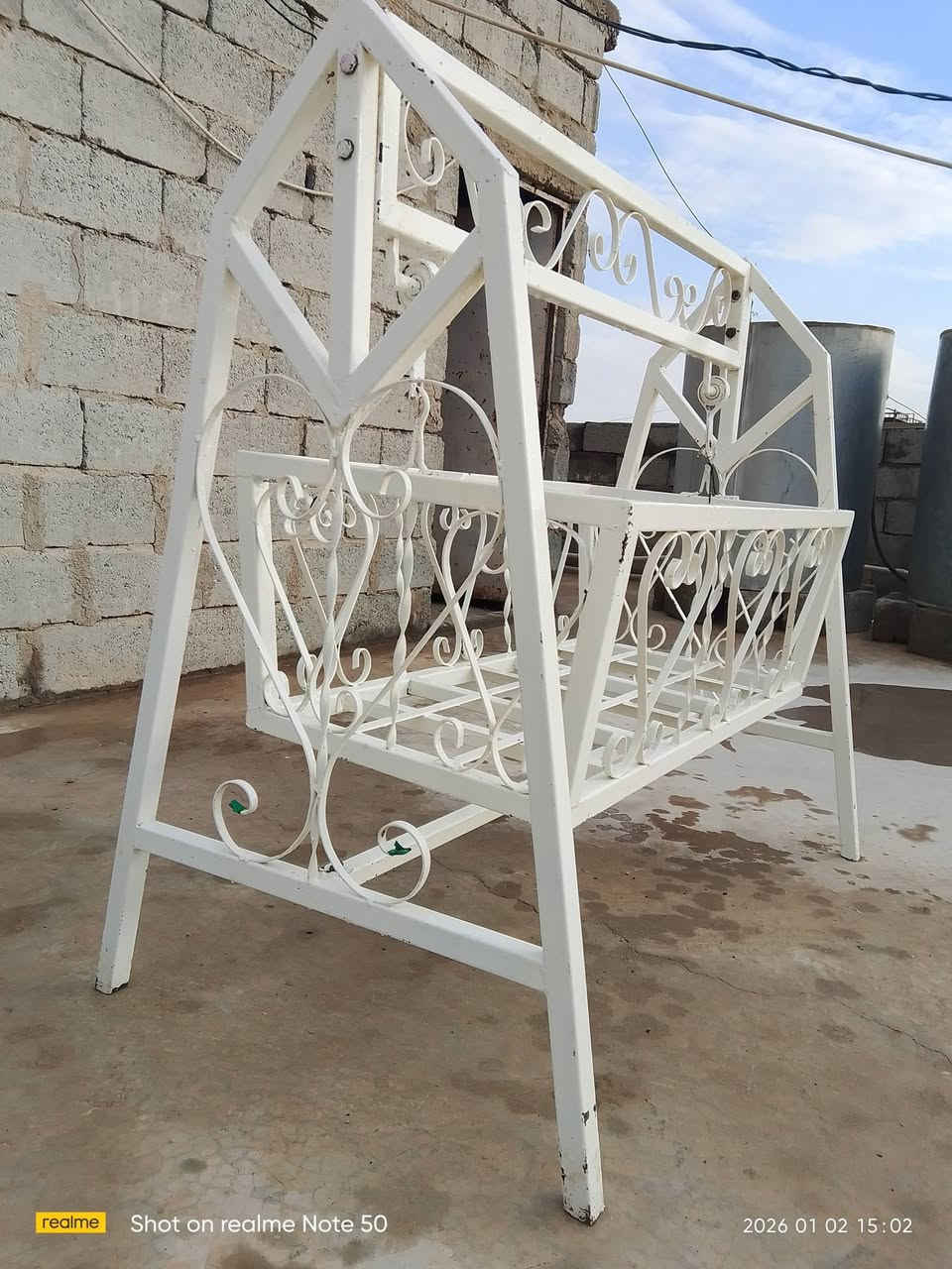 للبيع نضيف وثقيل مستعمل قليل السعر 100 قفلها رقم الموبايل ***********
