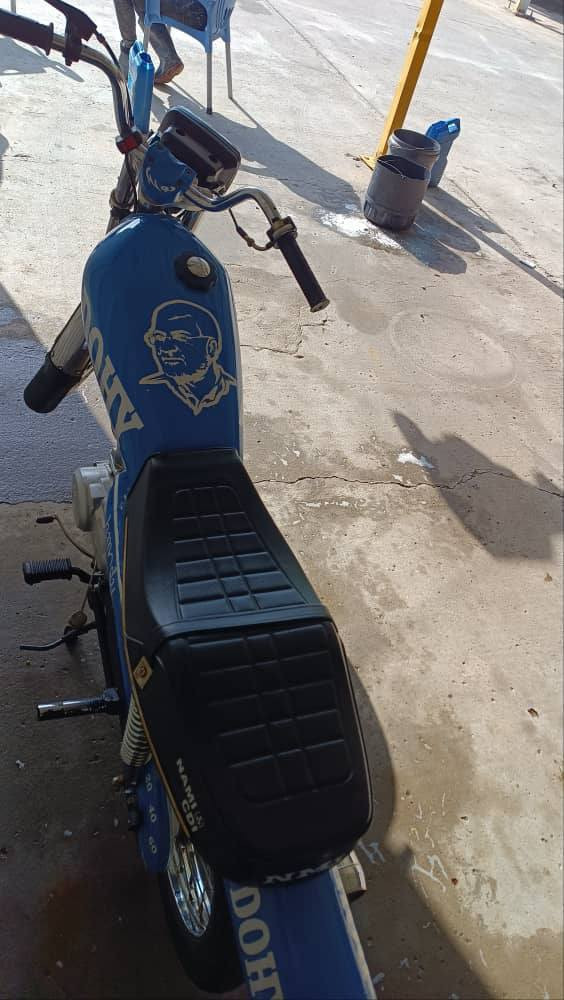 للبيع مامفتوحه بس تفليس خاص مفتوح وهذه رقمي *********** مكاني غراف
