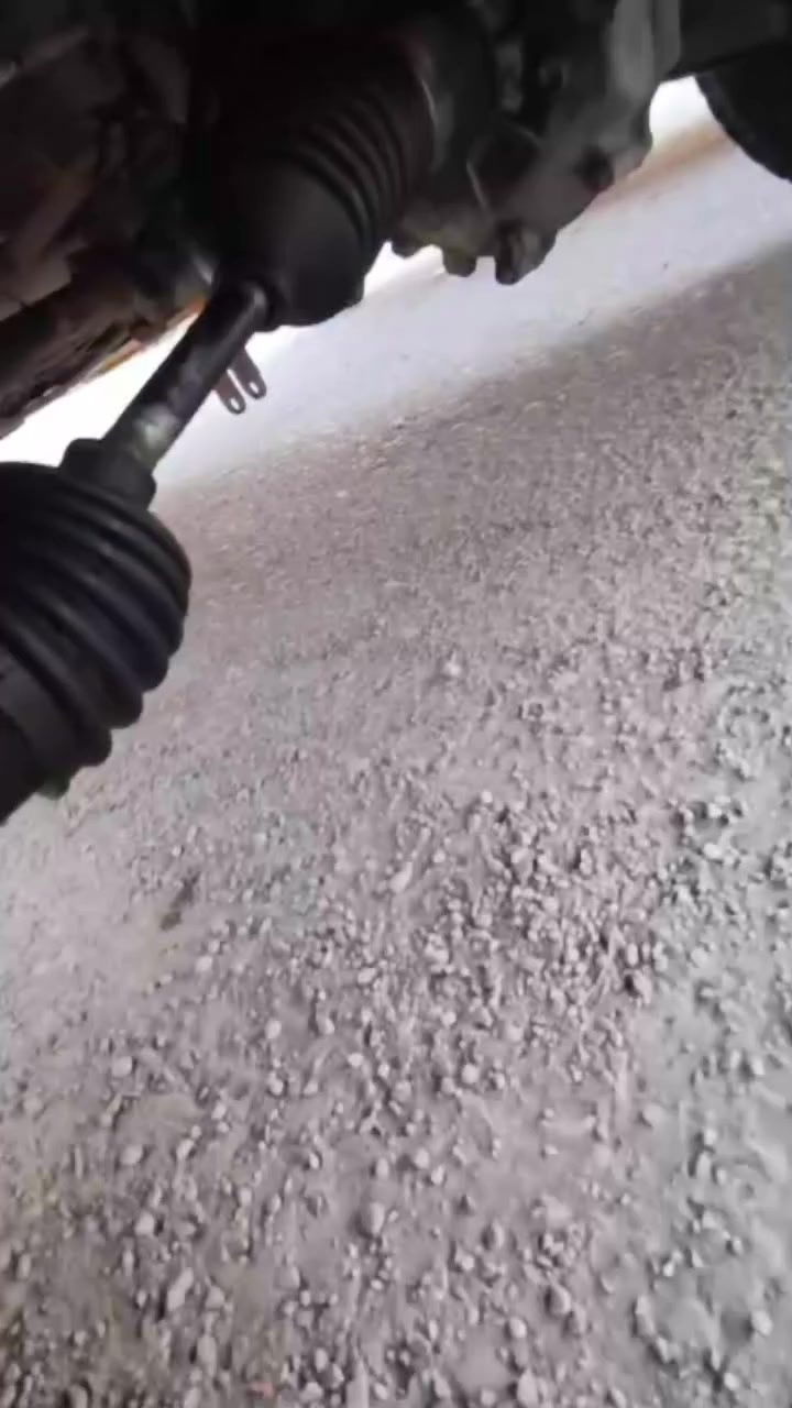 اسلام عليكم تكتك للبيع موديل18 شهر 11 مرقمه رقم وسنويه السعر 6ملاين و600 بيه مجال حك جيه 
***********
