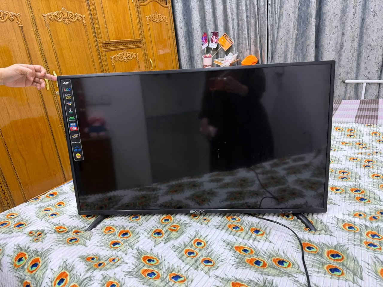 غراض مستعمله قليل جدا
قريب للجديده 
مكاني بغداد حي العامل 
للتواصل ***********
