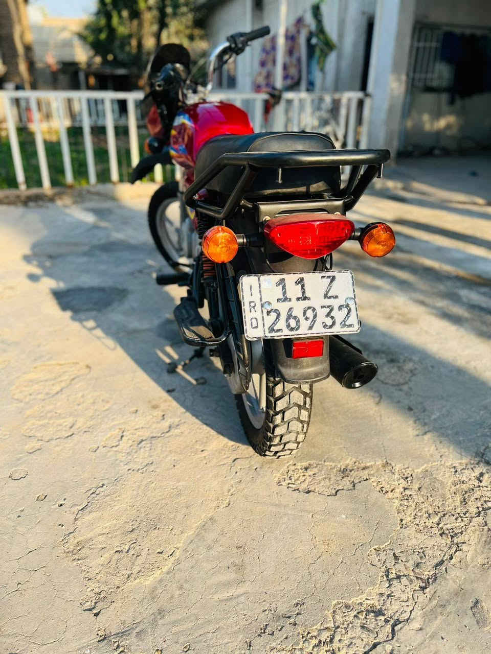 سلام عليكم اخوان دراجه موديل 19 تحويل ثاني يوم دراجه مضمومه لين نضيفه ملاحضه لدراجه ممشتغله دلفري ابد تحويل ثاني يوم سعر لدراجه 1650 مجال قليل كلش مكاني بغداد لتواصل *********** دراجه كلشي شغال بيه اي نقص مابيه
