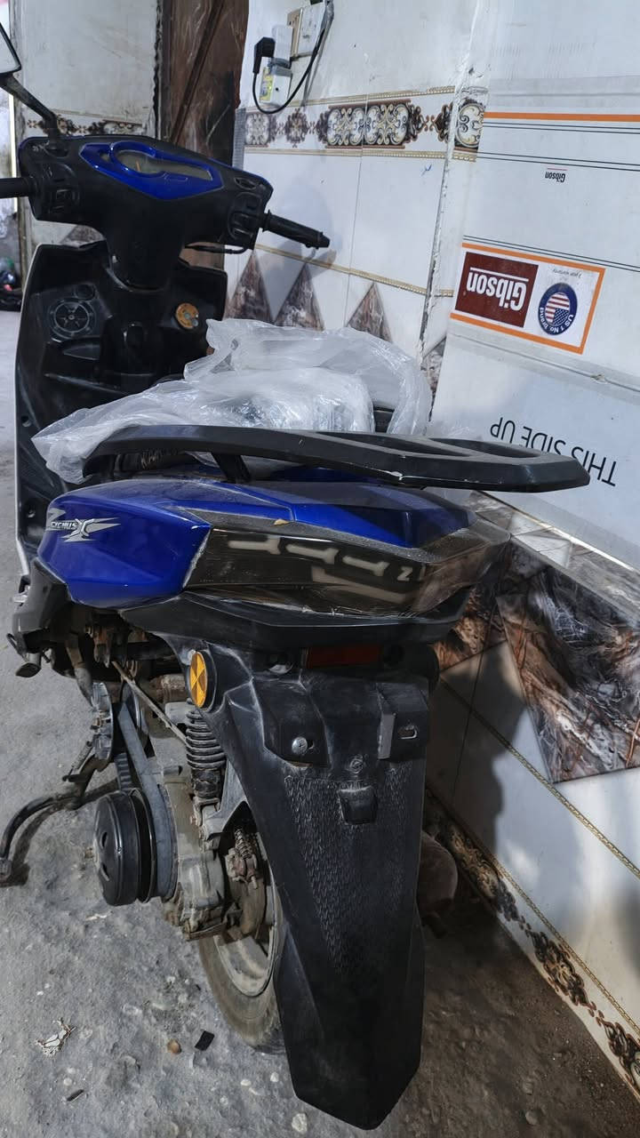 البيع  350سوق شيوخ مراوس ايراني  حي الله 
توها مجفته شغاله من طول الطول من ناحيت تواير ضفيره شغله بصمه 
***********
{{{{{{{{افضل مراوس بايراني وانطيه فرق كلك
