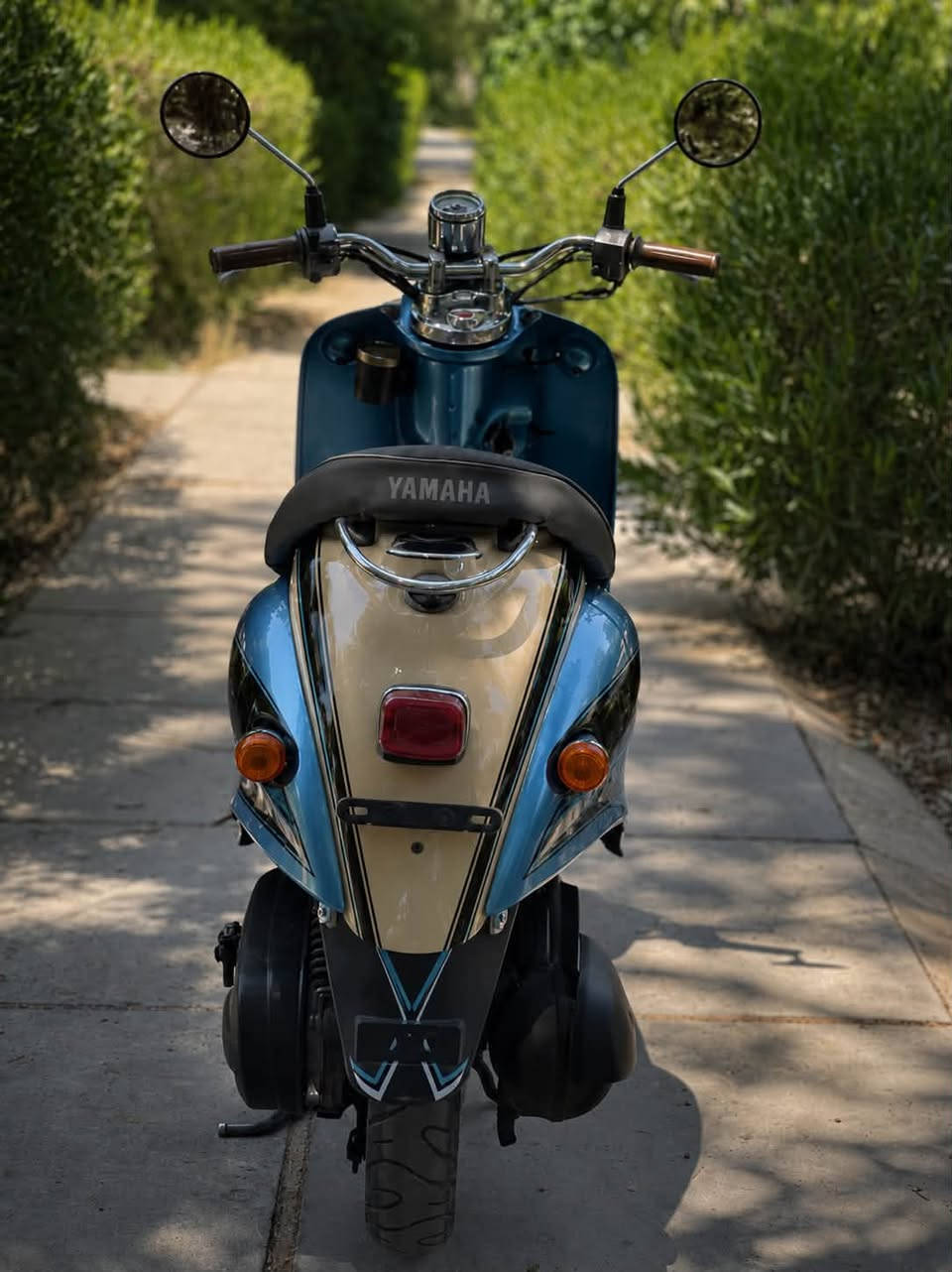 🏍️ دراجة عبد الحليم فحل للبيع (نظيفة جداً وبحالة الوكالة)
🛠️ المواصفات والشروط:

 المحرك (المكينة): بشرط الفحص، مكينة ما مفتوحة نهائياً (بلاد).

 الكاربريتر والشوتة: بلاد

 الصالنصة: كلها بلاد وبشرط الفحص.

دراجە رمبە: جاهزة وبحالة ممتازة.

 الكهربائيات: شغال ١٠٠٪ وبشرط الفحص (كلها تشتغل).

 التشغيل: سلف وهندر شغالين من أول دقة وبدون أي نقص.

 البريكات والتواير: البريكات ميزانية ومضبوطة، والتواير بحالة الوكالة (لوك).

 المشي: الدراجة ماشية قليل جداً، وعزم المحرك ١٠٠٪ وبشرط الفحص.

 العدادات:کیجات البنزين کیج السرعة شغالين بالتمام.

 السعر:500$$ 💰💰

 📍 العنوان: كركوك،اسکان قرب مرکز سقافی

 📞 رقم الهاتف للتواصل: ***********

لأي استفسار أو للشراء، إحنا بخدمتكم وتكدرون تتصلون بأي وقت!

🔱🔱🔱🔱🔱🔱🔱🔱🔱🔱🔱🔱

🏍️ ماتۆڕی عەبدولحەلیم نێر بۆ فرۆشتن (زۆر خاوێن)

ئەم ماطۆرە زۆر کەم ڕێی کردووە و لەسەر بنەمای بلاد ماوەتەوە، تایبەتە بەو کەسانەی دوای شتی لۆک و بێ عەیب دەگەڕێن.

🛠️ تایبەتمەندییەکان و مەرجەکانی ماتۆرەکە:

 مەکینە: بەشەرت، تا ئێستا مەکینەی نەکراوەتەوە (بلادە).

 کابریتەر و شۆتە: بلادن.

سالۆنسای بیلادە بەشەرت و کفرەکان: هەمووی بەشەرت بلادن.

 ڕەمپەیە:.

 کارەباییات: هەموو بەشەرتە و ئیش دەکات.

 ئیشپێکردن:سلف و هێندەر بەشەرت، بێ هیچ کەموکوڕییەک.

 برێک و تایەکان: برێکەکانی زۆر توند و مەزبوتە، تایەکانی لۆکن.

 ڕۆیشتن: زۆر کەم ئیشی کردووە، بزوێنەرەکەی 100% بەشەرتە.

گێچی بەنزین و گێچی خێرایی (سرعەت) ئیش دەکات

نرخ 500$$💰💰

📍 ناونیشان و پەیوەندی:

 ناونیشان: کەرکوک، اسکان لای سەنتەر ڕۆشنیریەکە

 ژمارەی مۆبایل بۆ پەیوەندی: ⁠***********📞📞⁠

هەر کەسێک ویستی، لە خزمەتیداین و با پەیوەندی بکات!

