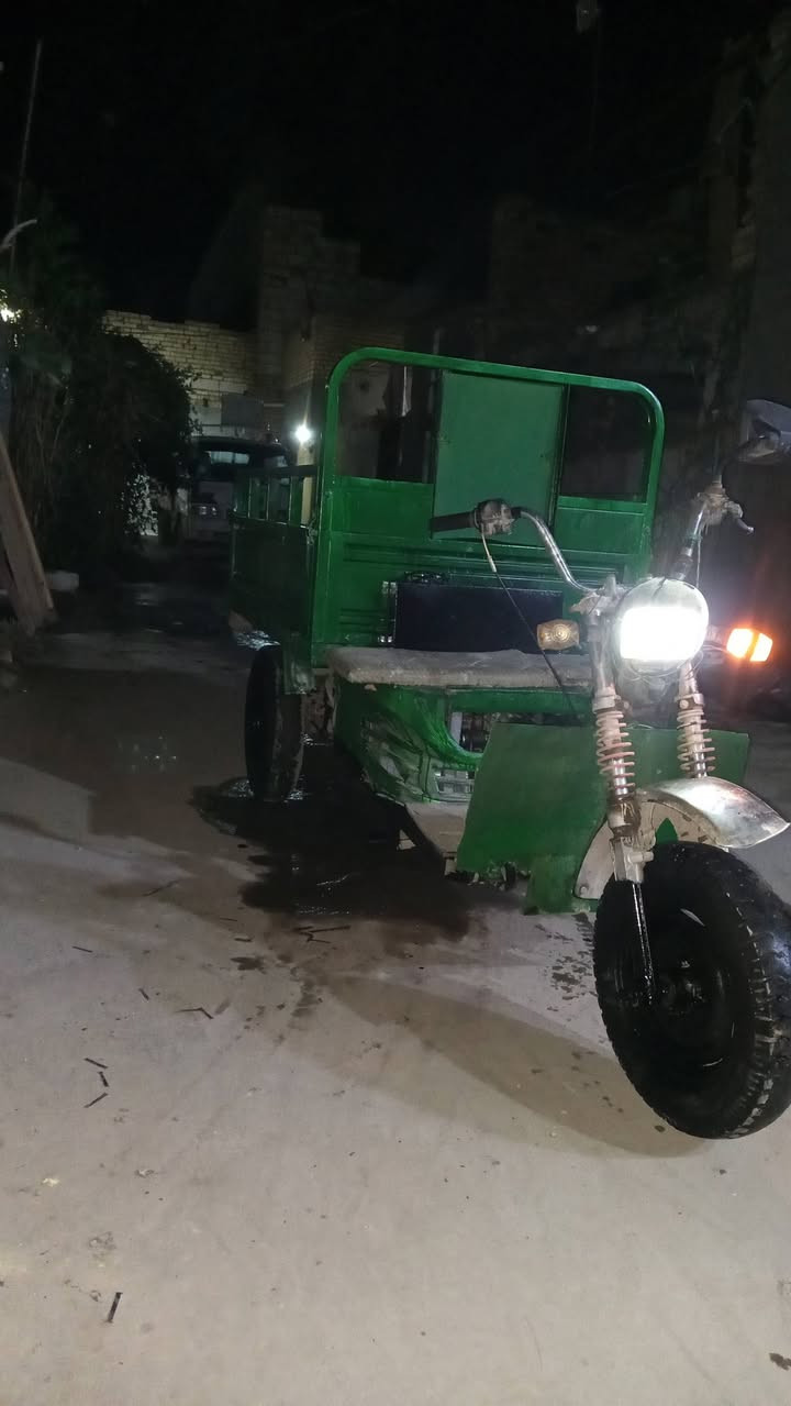 السلام عليكم ستوته اوراق اصولي صغيره للبيع محرك جديد بعده بدهن الشركه  كيربوكس جديد باتري جديد اوتوماتيك كير بانزين مصبوغه  السعر مليون الشراي خاص مكان الحله ناحيه المدحتيه


**إذا كنت صاحب هذا الإعلان وتريد حذفه لأي سبب، رجاءا أرسل رسالة إلى الدعم الفني**