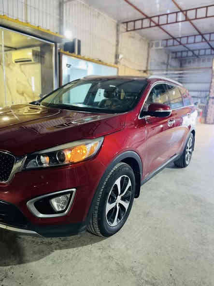 سلام عليكم 
سورنتو ١٦ 
وارد امريكي 
حادثهه بابتين 
سونار موجود بل منشور +رقم شاصي 
مكينه ٦
رقم بغداد 
داخل جلد 
٧راكب 
شاشه كامره دواره 
السعر ١٨٥ وبيهه مجال 
للستفسار ***********
