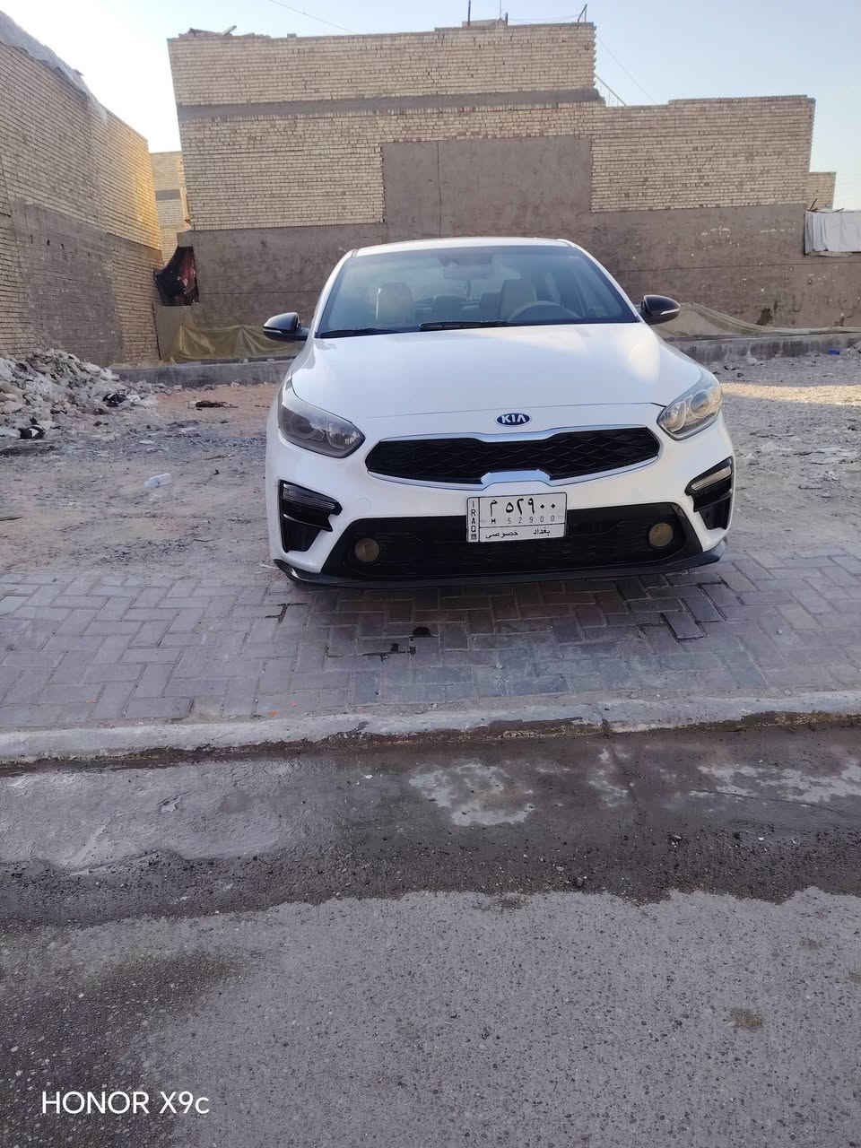 سلام عليكم البيع سياراه كيا فورتي موديل 2020, سياره جديده ماشيه 73 جي تي لاين فول بصمه توقف ذاتي فول المواصفات كلش سياره جديده حادثها دعاميه وبنيد نفسه والباقي مقفوله السياره كلها سياره باسمي مكانه بغداد حي السفير العبيدي سعر 145 وبيها مجال سياره منظومه غاز جديده بمعنى الكلمه ***********

