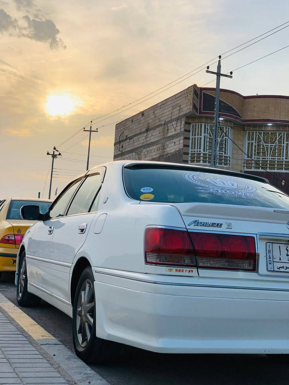 🚗 للبيع – Toyota Crown 2003
سيارة نظيفة ومتكاملة، جاهزة للاستخدام بدون أي نقص ✨
🔹 موديل: 2003
🔹 محرك: D4 (كبير)
🔹 الكير والمحرك: حدادية (وضع ممتاز)
🔹 التبريد: شغال 100% وخير من الله ❄️
🔹 الدفع: 4 دكم
🔹 الزجاج: كرستال أصلي
🔹 الإطارات: تخم تاير جديد 🛞
🔹 الرقم: بصرة دولي
🔹 الملكية: السيارة باسمي
💯 السيارة كفالة عامة وما بيها أي مشكلة
💰 السعر: 160 ورقة (قابل للتفاوض)
📞 للاستفسار:
اتصال / واتساب: ***********
