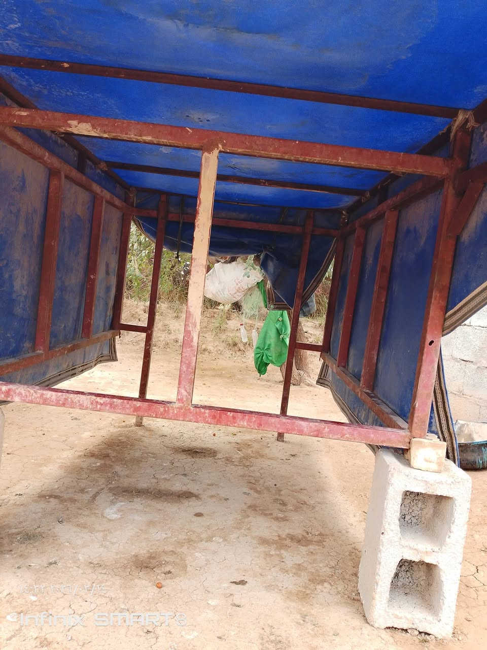 سلام عليكم  محجر ستوتة البيع جيب وشد 
***********العنوان بغداد جسر الفرنسي
