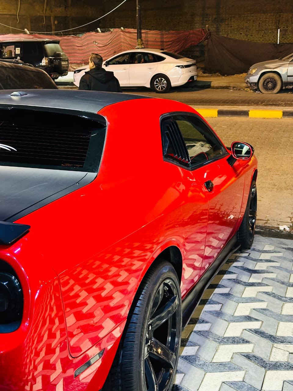 اسلام عليكم جالنجر موديل 2023
السيااره 6 اسلندر 
ماشه ٤٤ الف ميل 
حادثه جاملغ وبنيد
وجاملف السايق بي بارد 
بل عراق هنا


**إذا كنت صاحب هذا الإعلان وتريد حذفه لأي سبب، رجاءا أرسل رسالة إلى الدعم الفني**