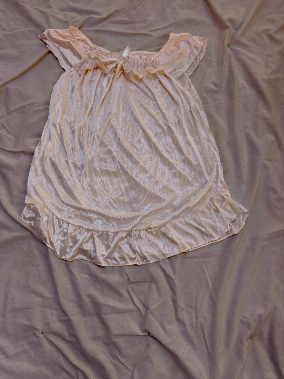 مرحبا
آخر قطعه من دشاديش 
قياسات من إكس لارج الى 4اكسات 
قطعه ع 3او 4الى 5الف 
يحب يدخل ع خاص


**إذا كنت صاحب هذا الإعلان وتريد حذفه لأي سبب، رجاءا أرسل رسالة إلى الدعم الفني**