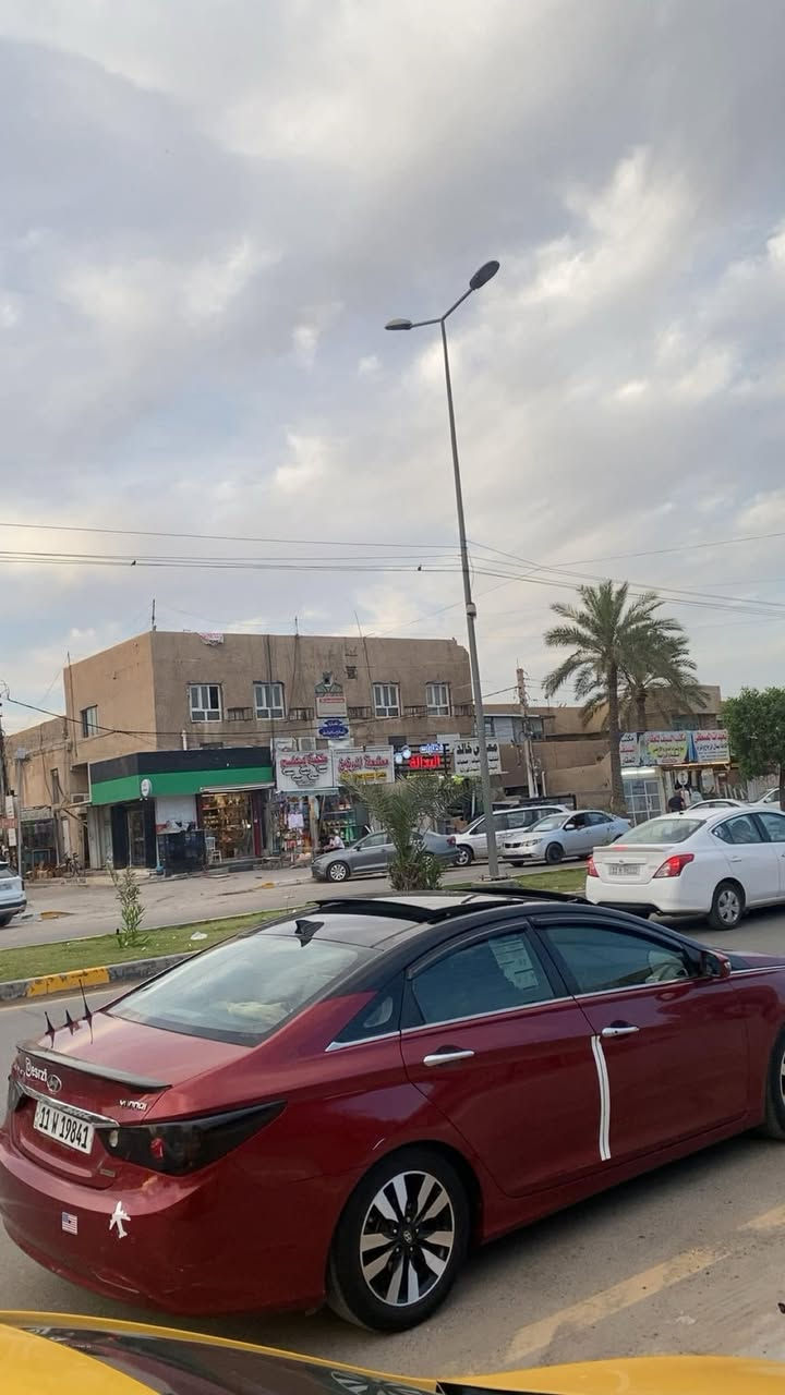 هونداي سوناته موديل2012 للبيع فقط.وارد امريكي.. لسياره نصبته حلوه للمانه لسياره بسمي تحويل ثاني يوم
محرك2400  GDi              لسياره لمتدد واحد عله واحد دبل سلايت تدفه كشنات اماميه كشنات خلفيه  حساس خلفي  بصمت بوب لاماميه  لسياره شاهد الله نضيفه نقصه صدر وتبريد فقط لاكثر مكاني بغداد لغزاليه .. لسعر مو محدد اكتب سعرك بل تعاليق ورد ؏َـليَك . وشكرا💙


**إذا كنت صاحب هذا الإعلان وتريد حذفه لأي سبب، رجاءا أرسل رسالة إلى الدعم الفني**