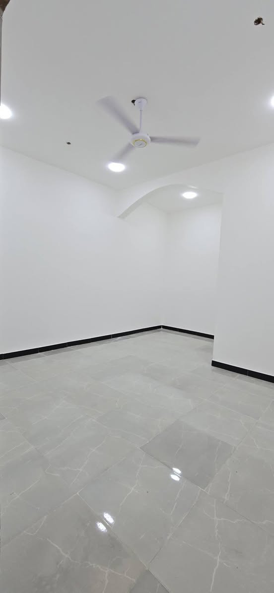 🏡 دار جاهز للسكن للبيع
📐 المساحة: 150 متر
📄 طابو زراعي عراقي – سند 25

🛏️ التفاصيل:
غرفتين نوم
ديوان
صالة
مطبخ
صحيات داخلي وخارجي

📍 العنوان: أبو الخصيب – طريق سيد حامد مقابل مدينة الأندلس
💰 السعر: 85 وبي مجال للتفاوض

✅ جاهز للسكن
✅ مناسب للعائلة
✅ موقع جيد وقريب من الخدمات

📞 للاستفسار: اتصال أو واتساب ***********
