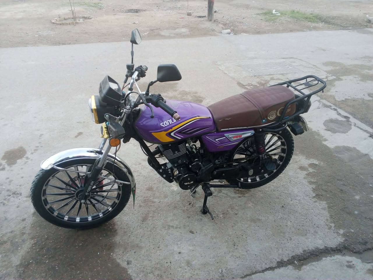 السلام عليكم دراجة سونك 5 كير مديل ٢٠٢٥ كفالة عامة كلهة شغالة مابيهة اي نقص السعر ٧٠٠ وبيهة مجال مكاني الكمالية التصال عل هاذة الرقم ***********
