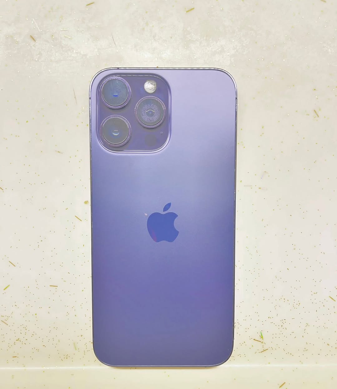 ايفون 14 بروماكس مكفول ذاكره 256بطاريه 81 دبل سيمكارت اخوه جديد سعر 750 مكاني بل كرادة 
***********
