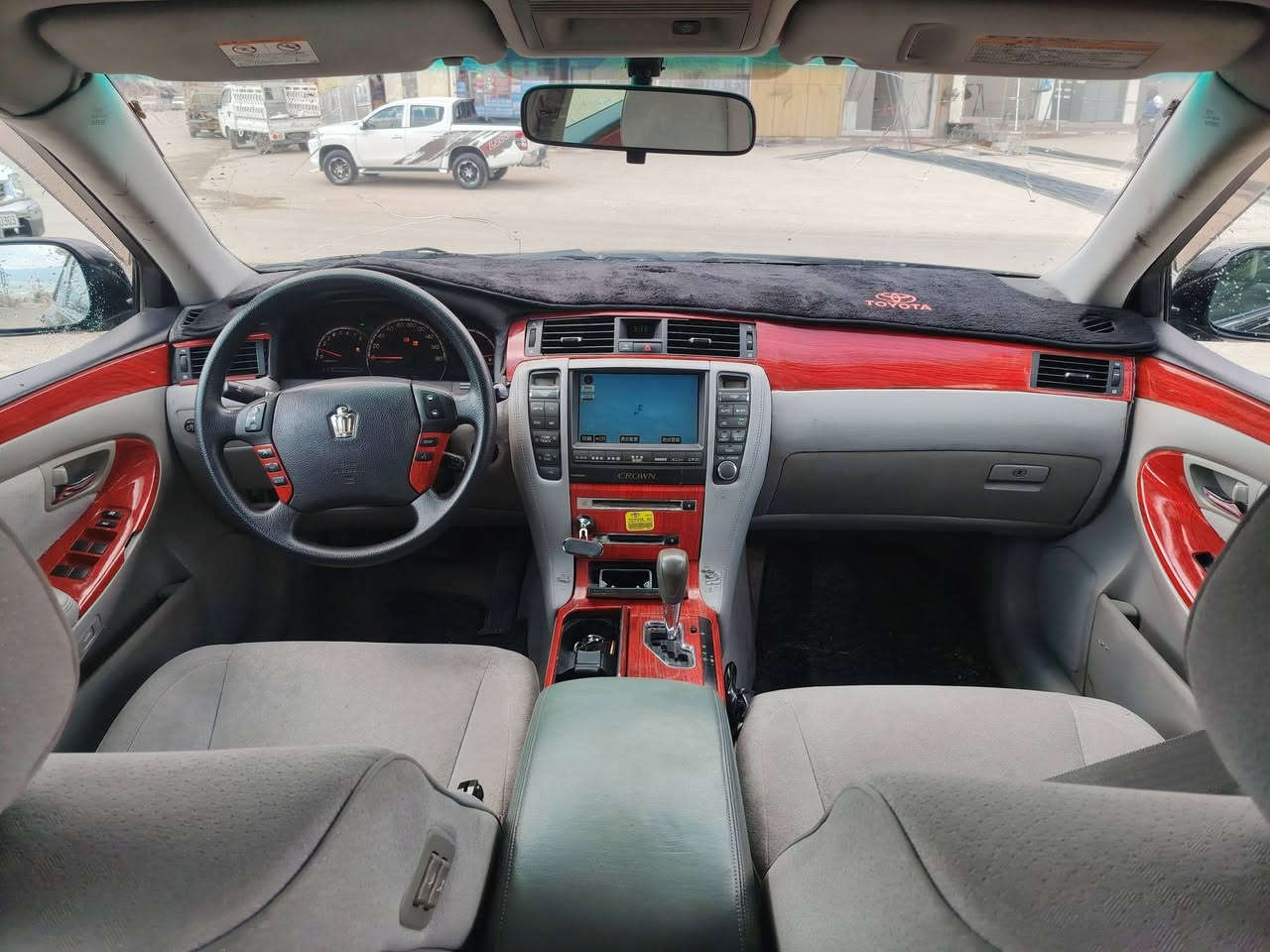 ***********
سەلامی خوالەهەموولایەک
شاینەی بڕاوە 2006بەسمەڕەساسی 182  
سەیارەکە زۆرجوانە بۆ 250دینار مەسروف مەگەرێ
هەمووگیانی بەشەرت 
سەقفوو حیزام گێڕوومەکینە تەقەوڕەقە دەعموولدراد 
کەفەر هەمووی بەشەرت سووکانی زۆرزۆر خۆشە هەمووگیانی جایز کراوە تایەو ویلی لۆک 
شوێن سلێمانی 
سعر 46گەڵا کۆتای 
تکایەنامەمەنێرە گەرمووشتەریت تەلەفۆنکە
