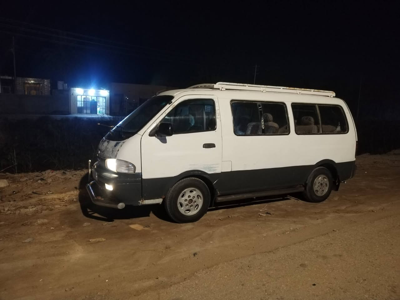 سلام عليكم بريجو للبيع تخم تاير حداديه كير محرك جاهزه من كلشي السياره بسمي هزه استوه مصفره هيئه وغرامات السعر ٦٥ وبيه مجال لشراي مكلف بالنشر اتصل على صاحب *********** مكان السياره نجف
