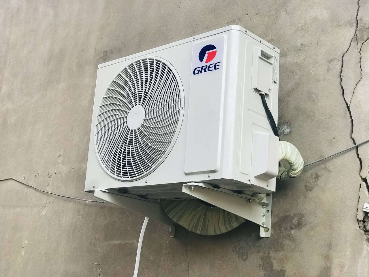 السلام عليكم ورحمة الله وبركاته .
نصب جميع انواع السبالت 🛠⚒️⛏️⛏️
تنضيف جميع السبالت الداخليه والخارجيه تفصيخ  
نصب سبالت  🛠  وصيانه🔩 و تنظيف 🚿كافة أنواع أجهزة التبريد موقعياً 

ماعليك فقط الاتصال

*********** الواتساب  🪛🔨 ☎️
*********** اتصال📞📞 ☎☎📱

🟥  تنظيف موقعي  لجميع الدوائر والشركات 👍
🟥 صيانة - شحن غاز - نصب - غسل - عمل فاكيوم  السبالت..⚒️
... العنوان كوت /حي الجهاد 📍
