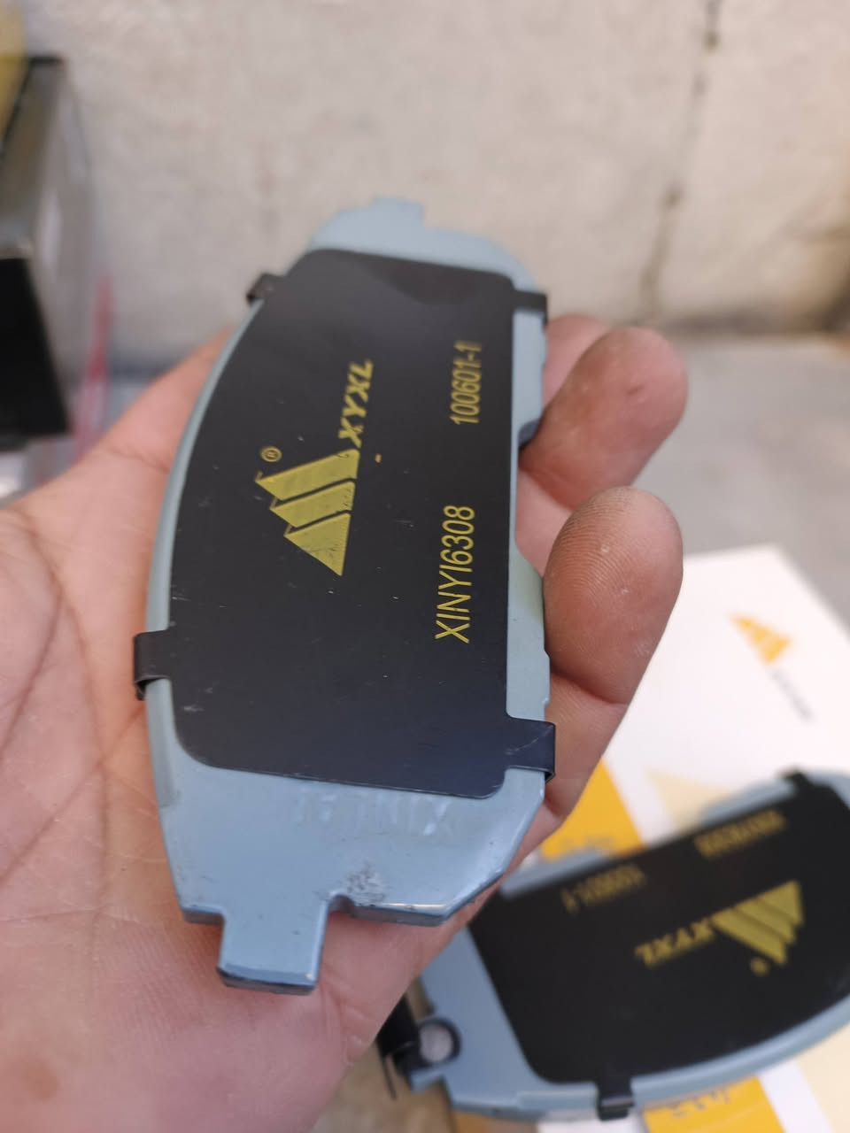 دسك فيرسا 2008/2010+سنترا 2010/2018حاويات باله اوربي جوده عاليه جمله مفرد يوجد توصيل الى جميع المحافظات للتواصل ***********
