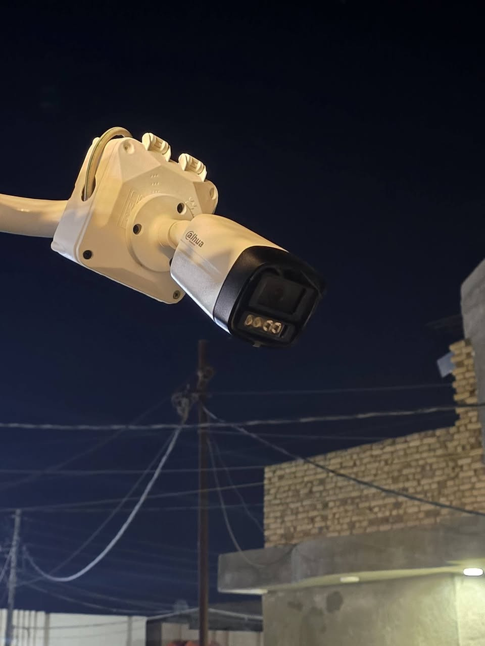 تم بحمد الله تأمين بيت بالكامل بكامرات دهوة الاصلي بضمان وبصورة وصوت 
يوجد لدينا تجهيز وصيانة وتنصيب جميع أجهزة الكاميرات وبكادر محترف موقع المكتب (حله قضاء القاسم )للتواصل عن طريق الواتساب 
***********
***********
Hqsn Hamzah
