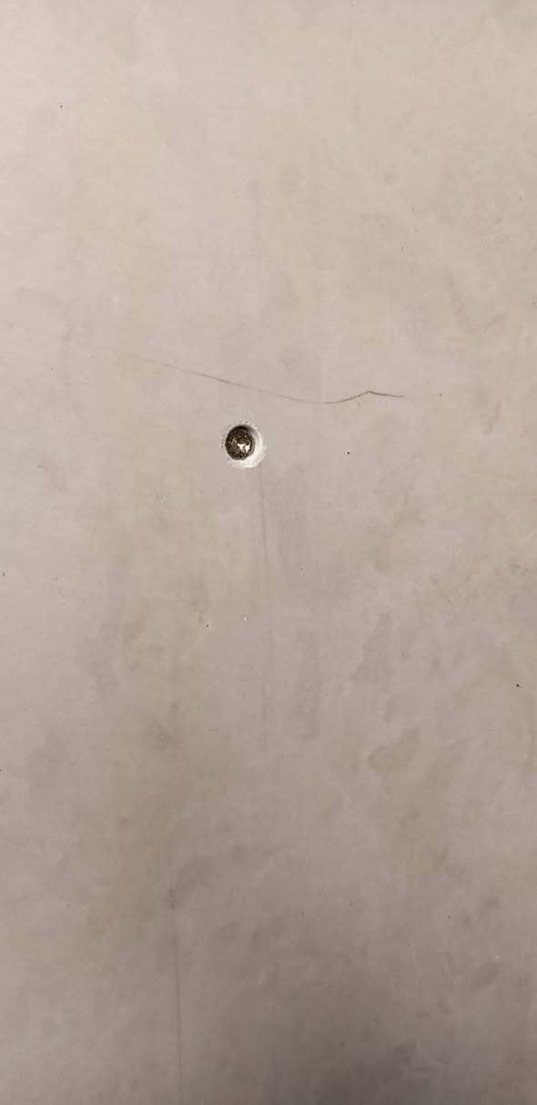 سلام عليكم
ابو أزل للمرمر 
اي استفسار اني حاضر 
نظام العمل براغي وتشميع كامل 
تم إنجاز العمل في حي بدر خلف الجامعه
***********
كركوك 
نشتغل اي مكان
