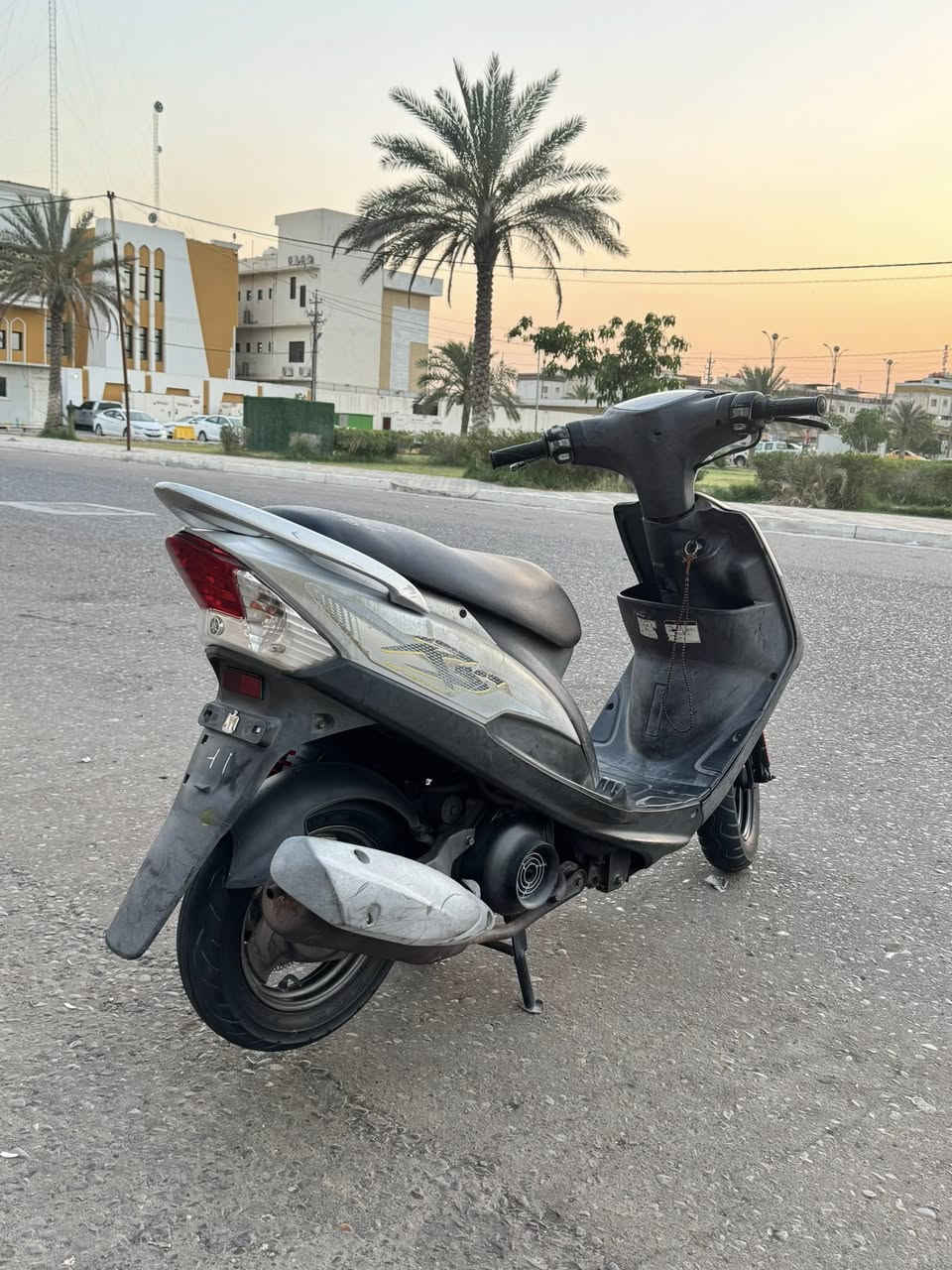 السلام عليكم حبايبنا دراجة ماكس عدلة رمبة وصل معرض بيها صارلها اشهر من نازله كلشي شغال شلعتها ولمعدل تجي وتشوفهن الدراجة بيها27 ختم ويه المحرك ولشاصي على وضع البلاد


**إذا كنت صاحب هذا الإعلان وتريد حذفه لأي سبب، رجاءا أرسل رسالة إلى الدعم الفني**