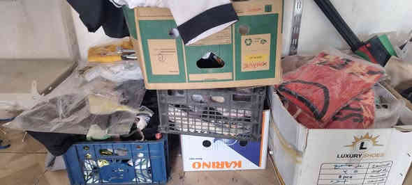 ملابس شتوي صيفي رجالي شبابي اطفال    واكو بجايم شبابي جديد   تقريب بل 600 قطعه ابيعه كبسه وحده عنوان سماوه وركاء رقم الهاتف ***********
