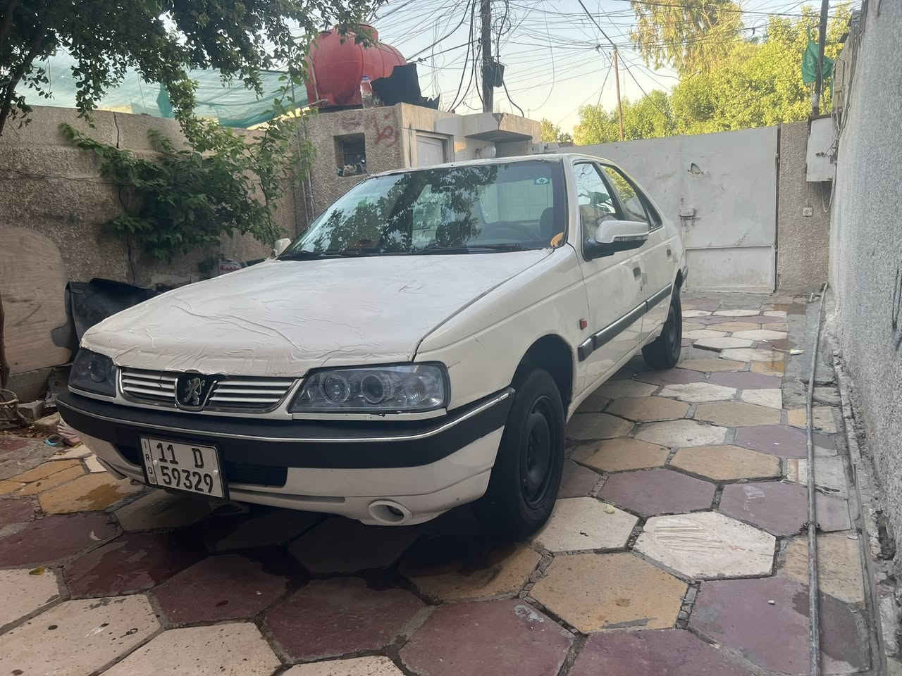 سلام عليكم بيجو 405سياره مكفوله من ضربه وتبديل بيه صبغ مكانت ومكينه وكير مكفولته تخم تاير جديد صدر مامي وخلفي جديد سياره جاهزه رقم بغداد تحويل مباشر ه سياره كل نقص مابيه السعره 30 مكاني بغداد وهذ رقمي ***********
