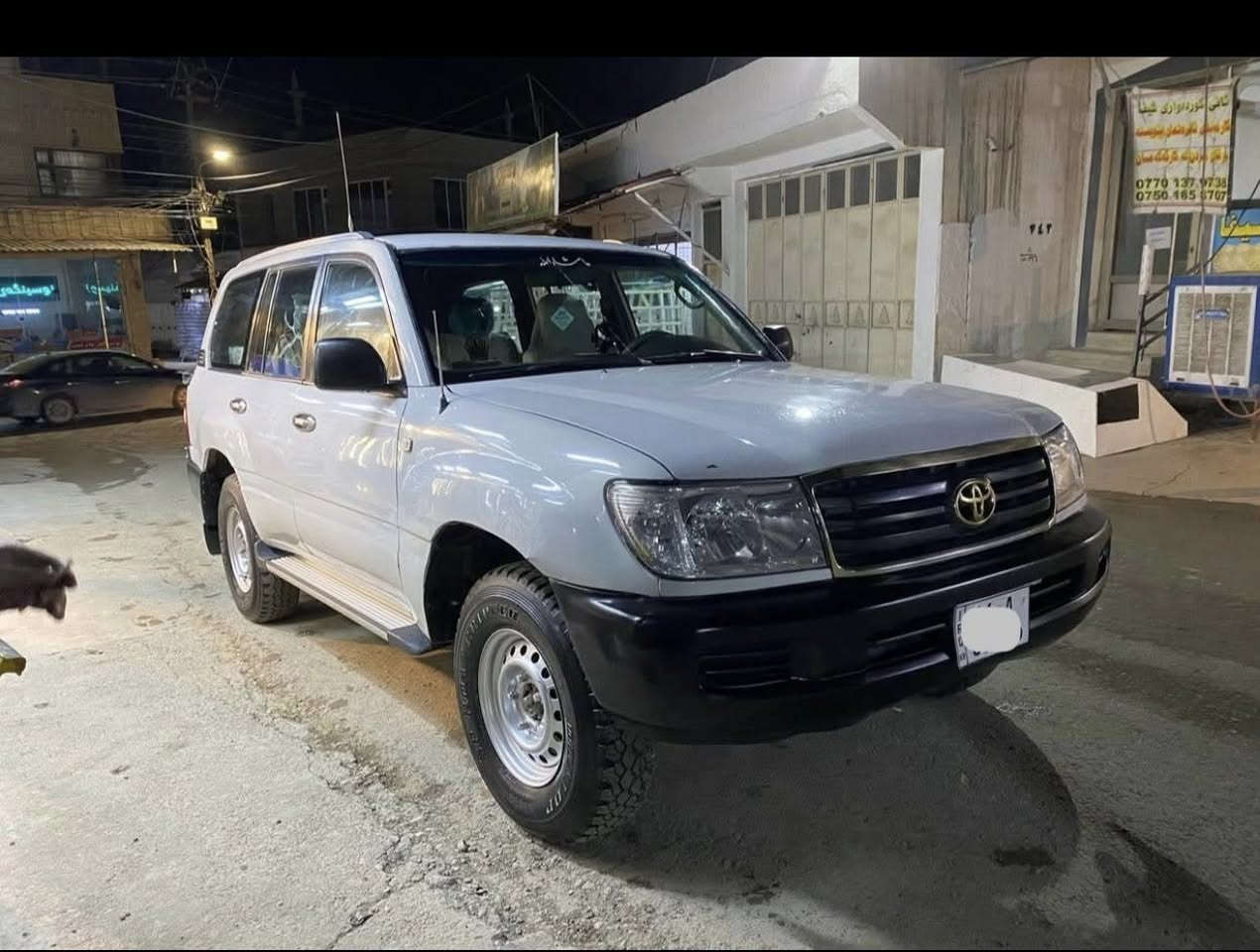 مونيكا موديل ٢٠٠٠
فول عادی سپێر له كوڵ
پێش ئه كسل  
كامل بوياخ 
سەیارەکە هەمو شتێکی مەزبوتە
 گێڕ مەکینە ئەکسل دەبڵ ئەکسل 
سەنەوی تا ٢٠٣٠ تازەیە
ره قه م دهوك به ناوي خومه وه يه  
تەحویل و شانسی بەشەرت  
شانی سايه قي و پێشی پێوەیەتی 
نرخی/١٠٣وه ره قه تكايه مشته رينيت ته له فون مه كه 
له سليمانيم 
هه موو زانياريه كم نوسيوه  
ژ:م/
***********
*********** whats up
