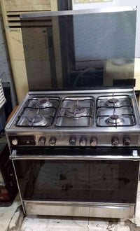 عندي طباخ عشتار نظيف حيل بشرط للبيع في سوق الحريه مقابل مول ماشاءالله ...