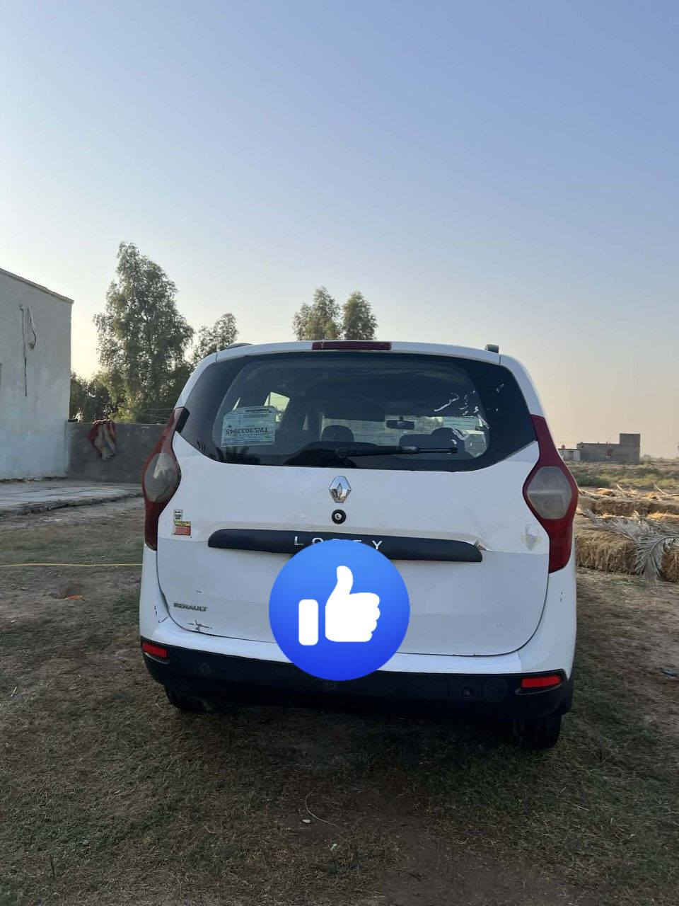 السلام عليكم
#للبيع رينو لودجي مديل ١٤ سياره جاهزه رقم مثنى أجره نظيفه مديل ١٤ سياره جاهزه للأستفسار أكثر الأتصال ب ***********
