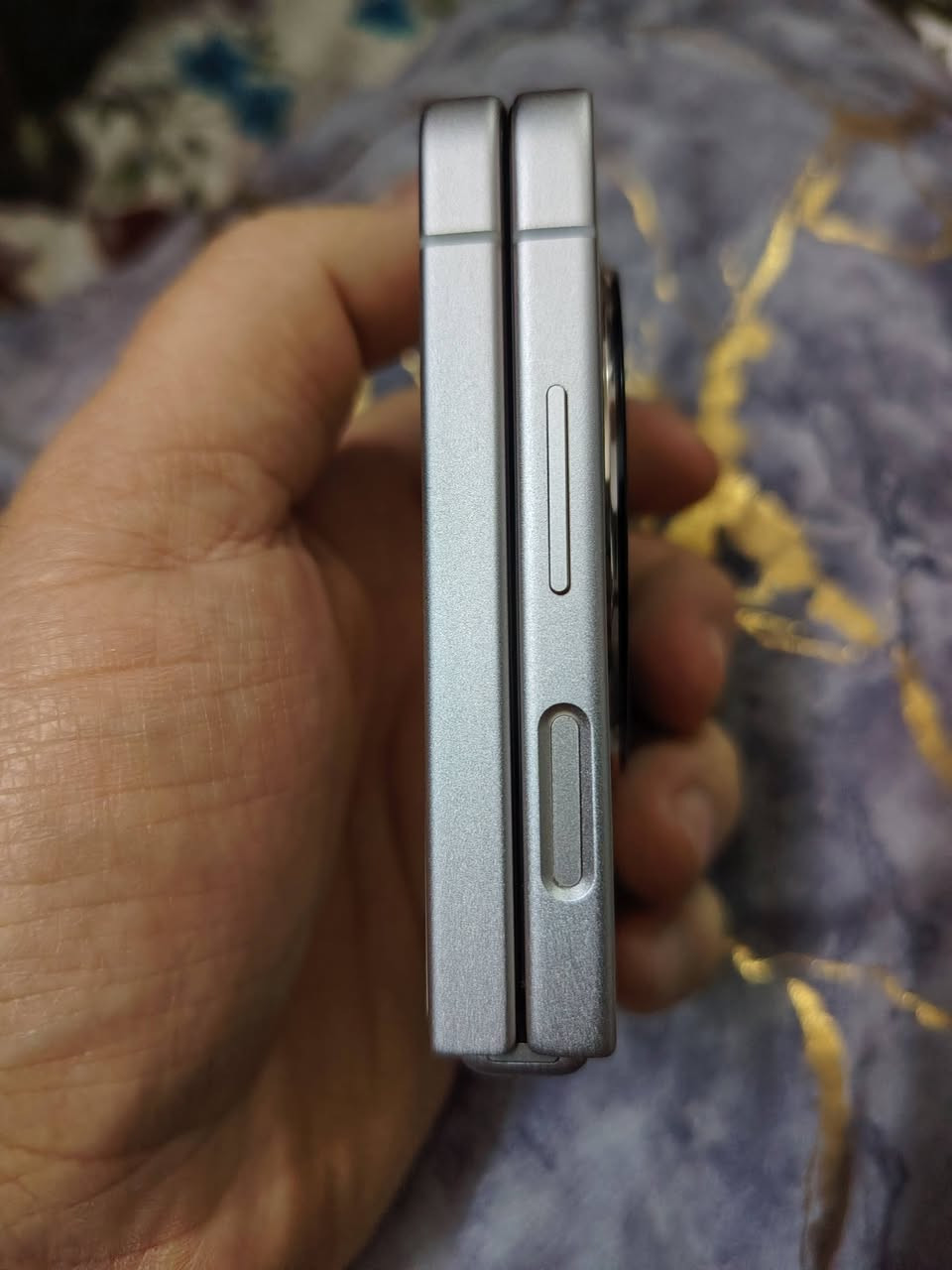 السلام عليكم جهازZTE Nubia Flip جهاز فوول ومكفول ابحث عنه وشوف مواصفاته للمراوس او بيع 300الف


**إذا كنت صاحب هذا الإعلان وتريد حذفه لأي سبب، رجاءا أرسل رسالة إلى الدعم الفني**