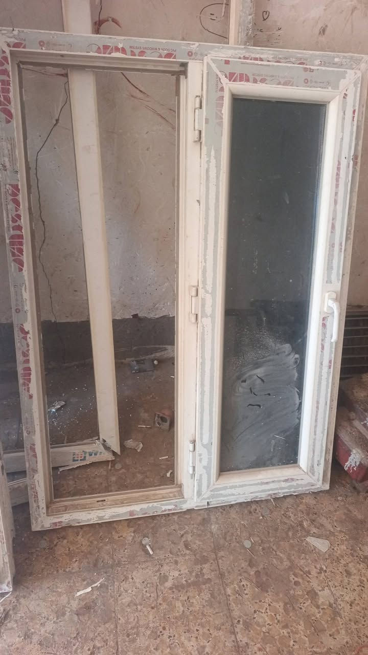 سلام عليكم ثنين بيبان  و شبابيك 2

 وعندي بيبان سلايت ثنين بدون اطار للبيع مكاني كربلاء حيل غدير ابيع كلهن ب60الف بيبان تسكام ثقيل ماعدي مكان اعرضهن وريد ابيعهن ***********
